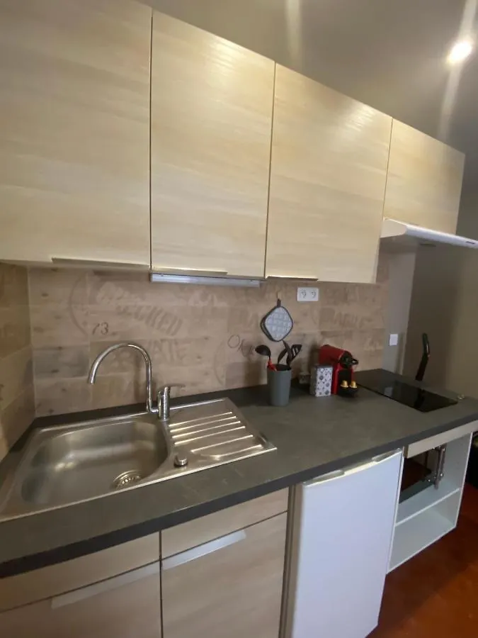 Apartment Charmant Studio, Calme Et Centre Au Coeur Du Vieil Antibes
