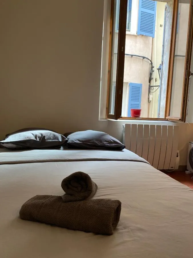 Charmant Studio, Calme Et Centre Au Coeur Du Vieil Antibes 0*,